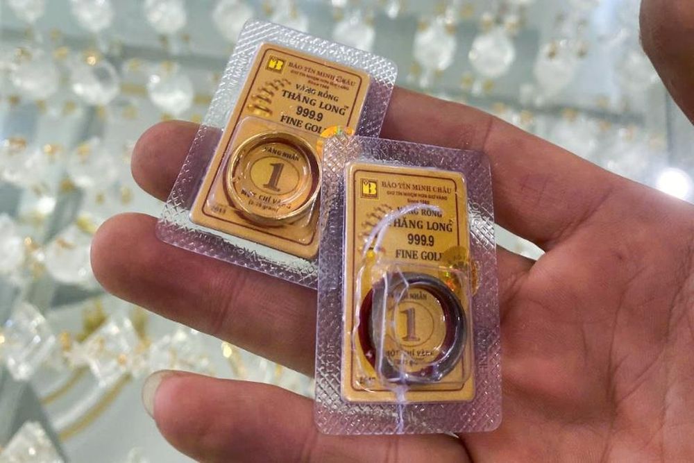 Bức ảnh 'flex' thành quả mua vàng khiến tất cả trầm trồ