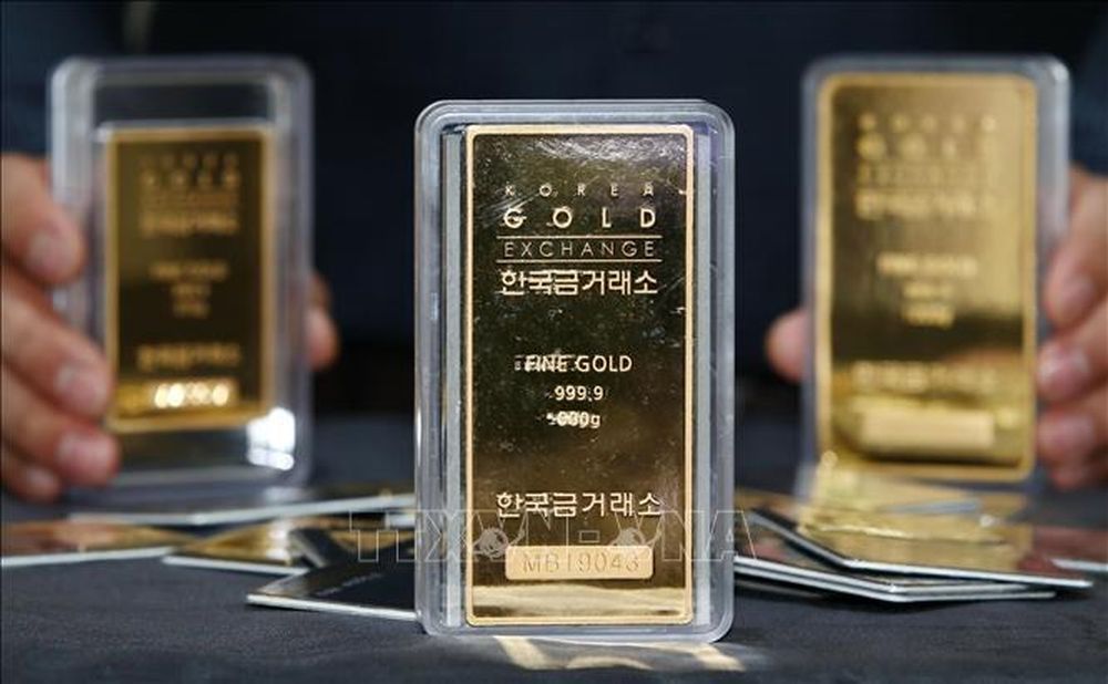 Đợt giảm sốc của giá vàng và giá bạc làm 'bay hơi' 7.400 tỷ USD