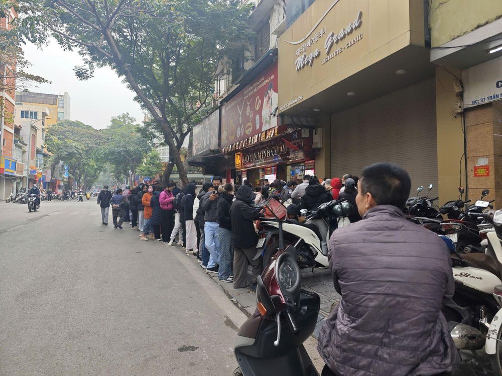 Nhà đầu tư cần lưu ý những rủi ro trước biến động mạnh của giá vàng
