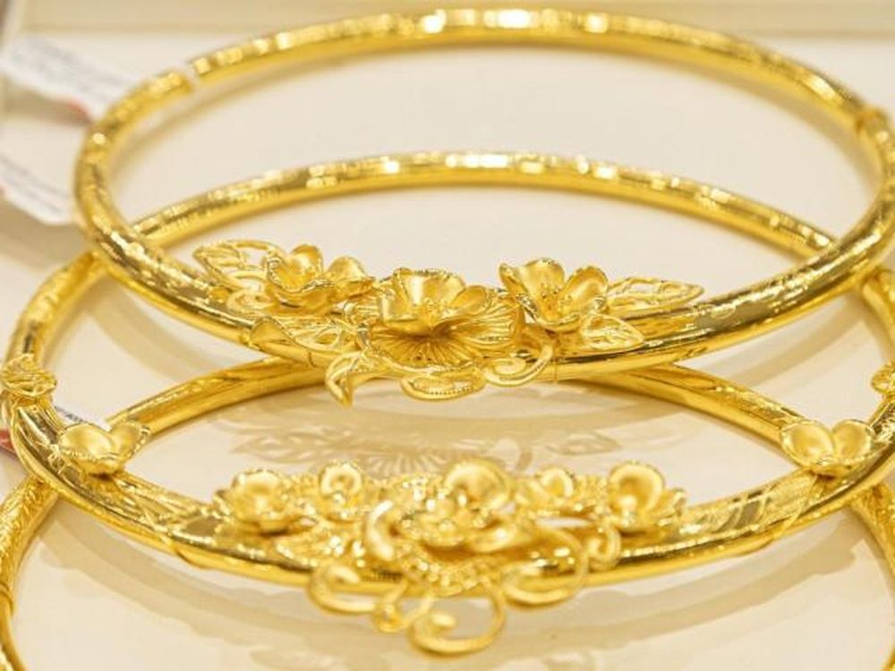 Cập nhật 08:30 sáng 15/02/2026: Giá vàng đồng loạt đi ngang, SJC duy trì mức 181.000