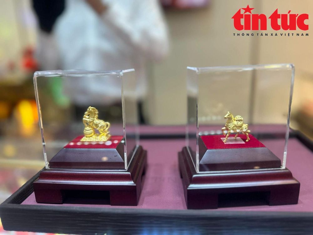 Giá vàng bật tăng trước ngày vía Thần Tài