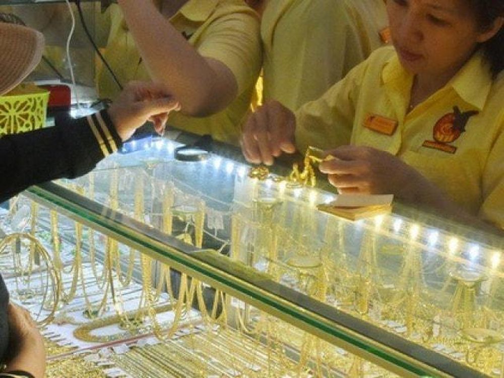 Cập nhật 08:15 sáng 27/02/2026: Giá vàng đồng loạt đi ngang, riêng PNJ niêm yết 183,9 triệu