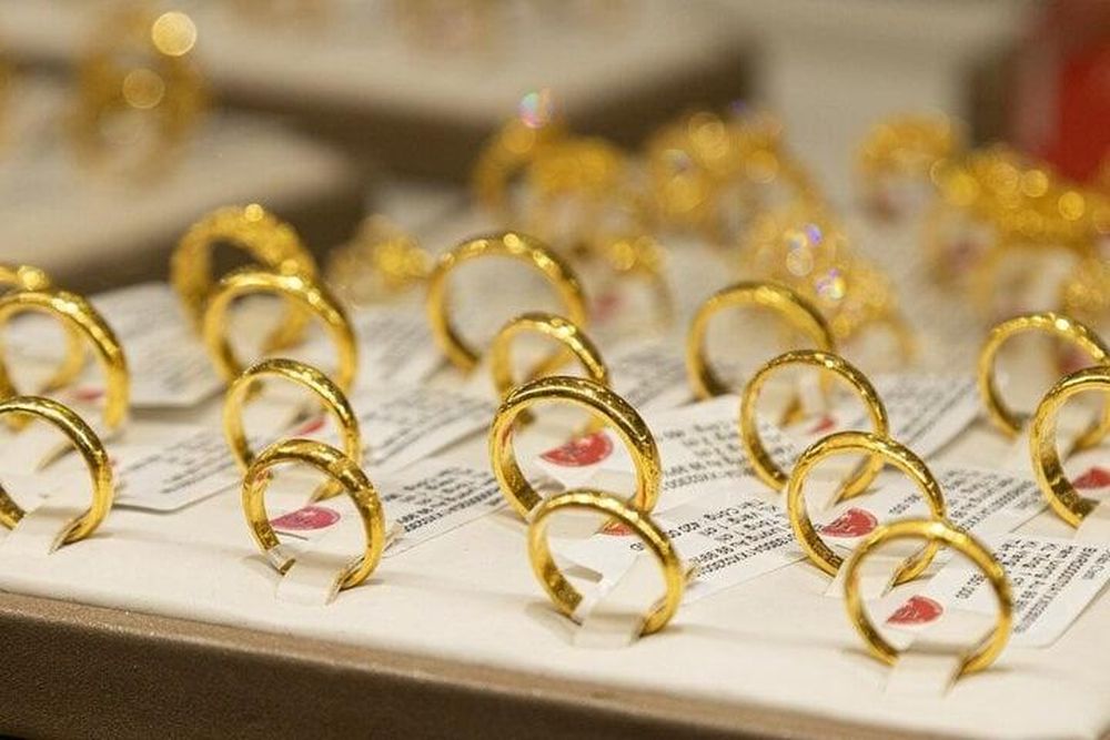 Giá vàng hôm nay (31-8): Vàng nhẫn đồng loạt giảm ở các thương hiệu