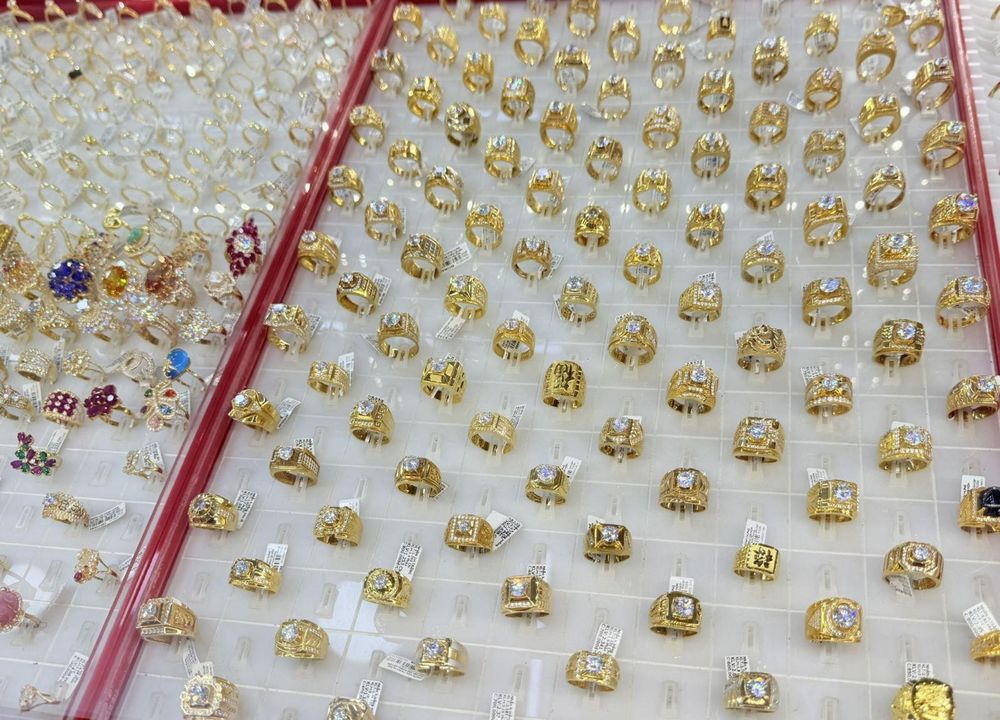 Giá vàng sáng 8/9: Cảnh báo rủi ro mua đuổi khi chênh lệch còn cao