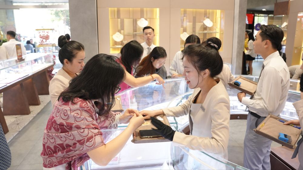 Chiều 11-9, giá vàng thu hẹp đà giảm so với buổi sáng
