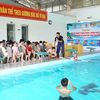 Huế mở lớp dạy bơi miễn phí cho trẻ em