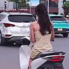 Từ clip trên mạng, cô gái bị công an mời làm việc, lộ hàng loạt vi phạm