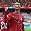Ronaldo rực sáng trong trận thắng 5-0 của Bồ Đào Nha