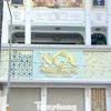 Tiệm vàng của 3 bà chủ doanh nghiệp bị khởi tố đồng loạt 'cửa đóng then cài'