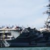 Khám phá tàu sân bay Mỹ chạy bằng năng lượng hạt nhân vừa đến Đà Nẵng
