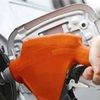 Giá xăng dầu đồng loạt đi xuống, xăng E10 giảm hơn 500 đồng/lít
