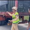 Niêm phong xe đầu kéo rải mảnh sắt trên cao tốc khiến hơn 120 ô tô thủng lốp