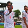 Hay nhất vòng bảng ASEAN Cup nhưng về nước sớm