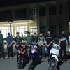 Mang dao phóng lợn náo loạn đường phố ở Huế, nhóm đối tượng bị khởi tố