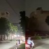 Bắc Ninh: Nhà cao tầng đổ sập, suýt đè trúng người đi đường