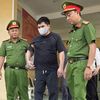 Trả lời trước toà, tài xế xe tải tông chết nữ sinh 'không nhớ mình tên gì'
