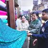 Phu nhân Tổng Bí thư, Chủ tịch nước Tô Lâm và Phu nhân Tổng thống Myanmar tham quan làng lụa Vạn Phúc