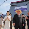 Ông Kim Jong-un và con gái thị sát khu trục hạm tối tân Kang Kon