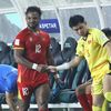Việt Nam 1-0 Philippines: Đối thủ được xóa thẻ đỏ