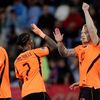 Hà Lan thắng trận đầu tiên dưới thời tân HLV Xavi