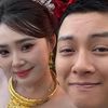 Hoài Lâm hát trong tiệc cưới