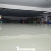 Tầng hầm biệt thự, ngân hàng ở TPHCM ngập sâu, nhiều tài sản ngâm trong nước