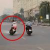 Hai cô gái đi SH lạng lách ở Hà Nội bị phạt hơn 36 triệu đồng