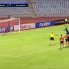 Pha đá phạt đền kỳ quặc chưa từng có