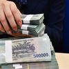 Lương hơn 300 triệu, nữ CEO bị cắt sạch tiền thưởng vì 'chân trong chân ngoài'