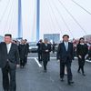 Nhà lãnh đạo Kim Jong-un bất ngờ tới Trung Quốc qua cây cầu mới khánh thành