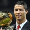 Ronaldo thắng giải Quả bóng vàng vĩ đại nhất lịch sử