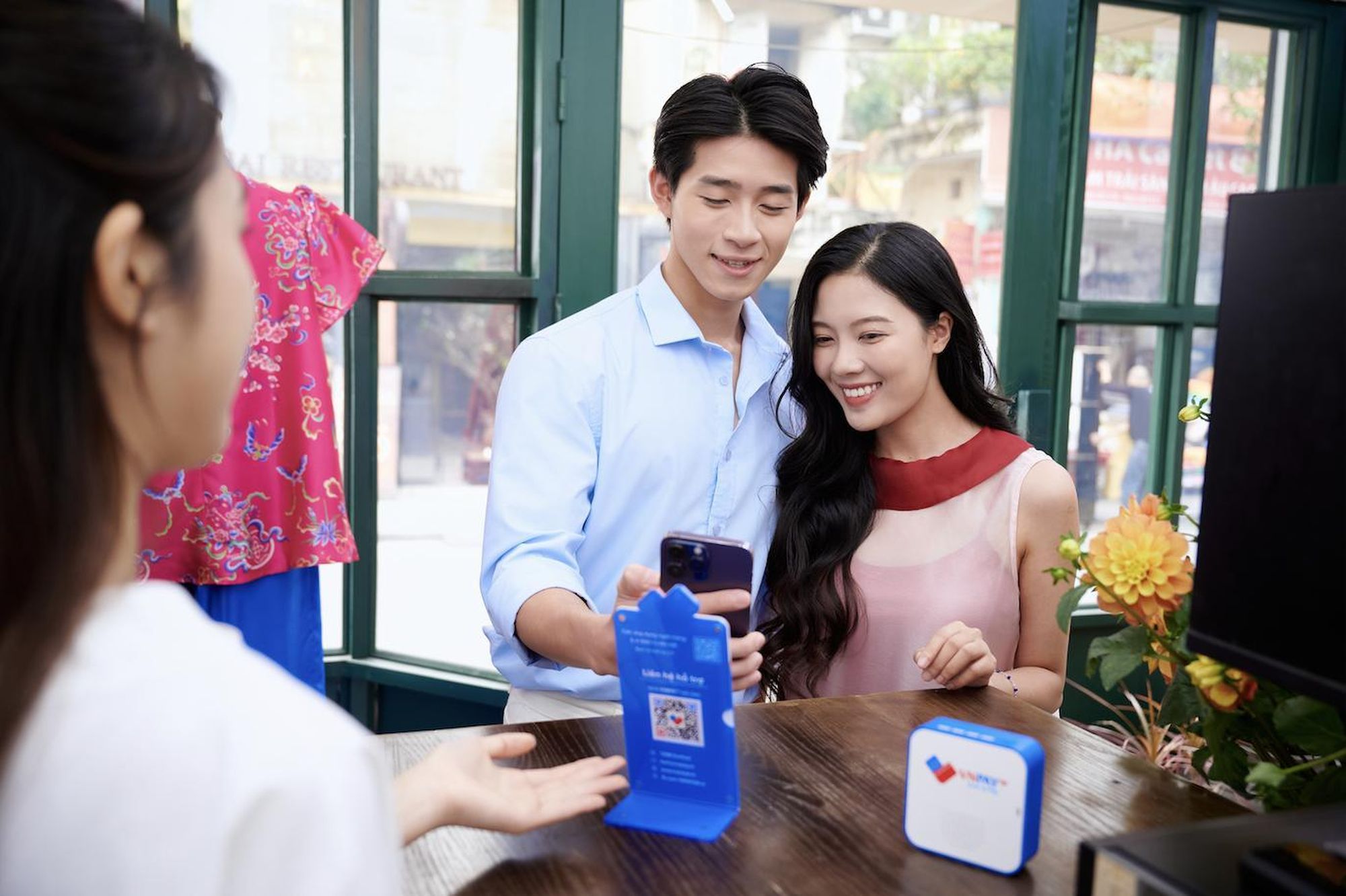  Bộ giải pháp Thanh toán và Nộp thuế số của VNPAY hỗ trợ hộ kinh doanh làm quen môi trường kinh doanh số. 