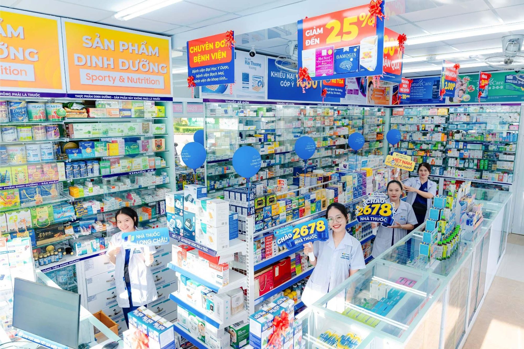  Long Châu có hơn 22.000 dược sĩ tại các điểm chạm y tế cơ sở.