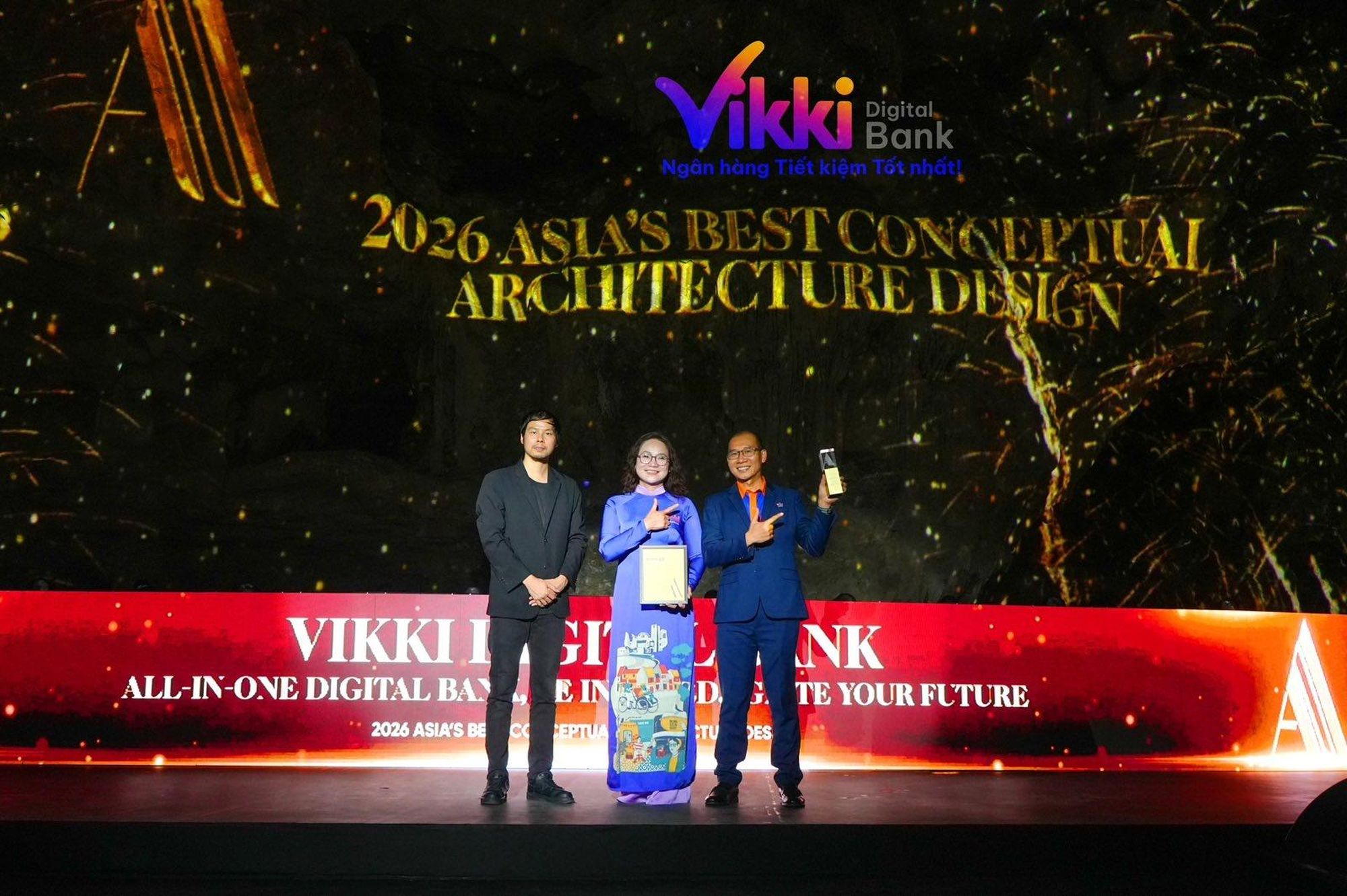 Bà Phan Thị Trâm Anh nhận giải “Asia’s Best Conceptual Architecture Design”. 