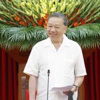 Tổng Bí thư, Chủ tịch nước Tô Lâm: Gắn chặt xây dựng Đảng với xây dựng hệ thống chính trị tinh, gọn