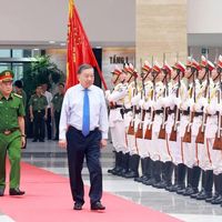 Tổng Bí thư, Chủ tịch nước Tô Lâm dự gặp mặt Kỷ niệm 64 năm Ngày truyền thống lực lượng Cảnh sát nhân dân