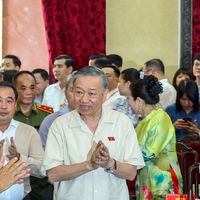 Tổng Bí thư, Chủ tịch nước Tô Lâm tiếp xúc cử tri 10 phường của Hà Nội