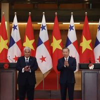 Tổng Bí thư, Chủ tịch nước Tô Lâm và Tổng thống Panama chứng kiến Lễ trao các văn kiện hợp tác