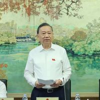 Tổng Bí thư, Chủ tịch nước Tô Lâm: Cần đặt niềm tin và quyền lợi của người sử dụng ở vị trí trung tâm