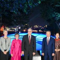 Tổng Bí thư, Chủ tịch nước Tô Lâm cùng Tổng thống Thụy Sĩ Guy Parmelin dạo Phố đi bộ Hồ Gươm