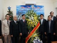 Lãnh đạo Công an Hà Nội chúc mừng chức sắc, tín đồ Công Giáo và Tin Lành