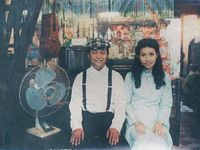 Ảnh cưới hoài cổ tái hiện Sài Gòn những năm 80