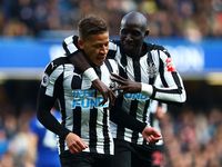 Hazard bừng sáng, Chelsea ngược dòng đả bại Newcastle