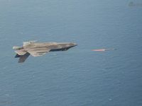 Cận cảnh phi đội máy bay F-35A đầu tiên của Nhật Bản