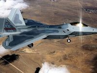 Chưa hết đau đầu vì F-35, S-300 Syria đã phải chuẩn bị đối phó cả F-22