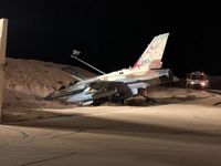 Tiêm kích F-16I Israel 'đo đất', nghi ngờ bị S-300 Syria bắn hạ?