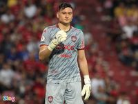 Văn Lâm bắt chính, Muangthong Utd để thua ở trận ra quân Thai League
