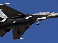 J-16, sản phẩm nhái từ Nga và sự khoe khoang của Trung Quốc bị chuyên gia bóc mẽ