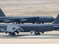 Nga 'giật mình' trước viễn cảnh phi đội B-52 Mỹ tăng lên... 100 chiếc