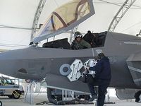 Tiết lộ chấn động: Tiêm kích tàng hình F-35 vừa bị radar S-400 'tóm sống'